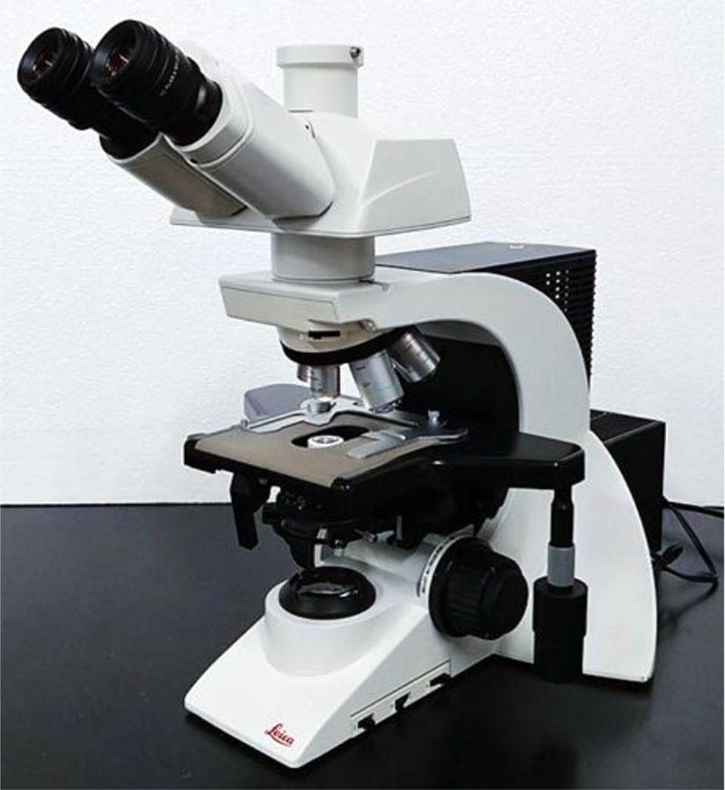 Figure 7. Leica DM2500 lab microscope.